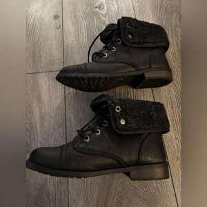 Seychelles Stylish Black combat Boots with Knit Cuff NWOT